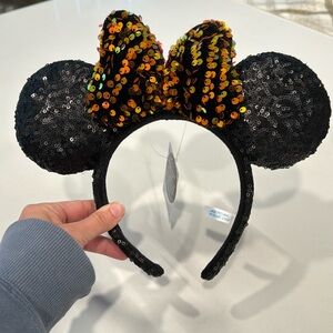 Brand new w/ tags Halloween Tokyo Disney Minnie Ears - black and orange sequins